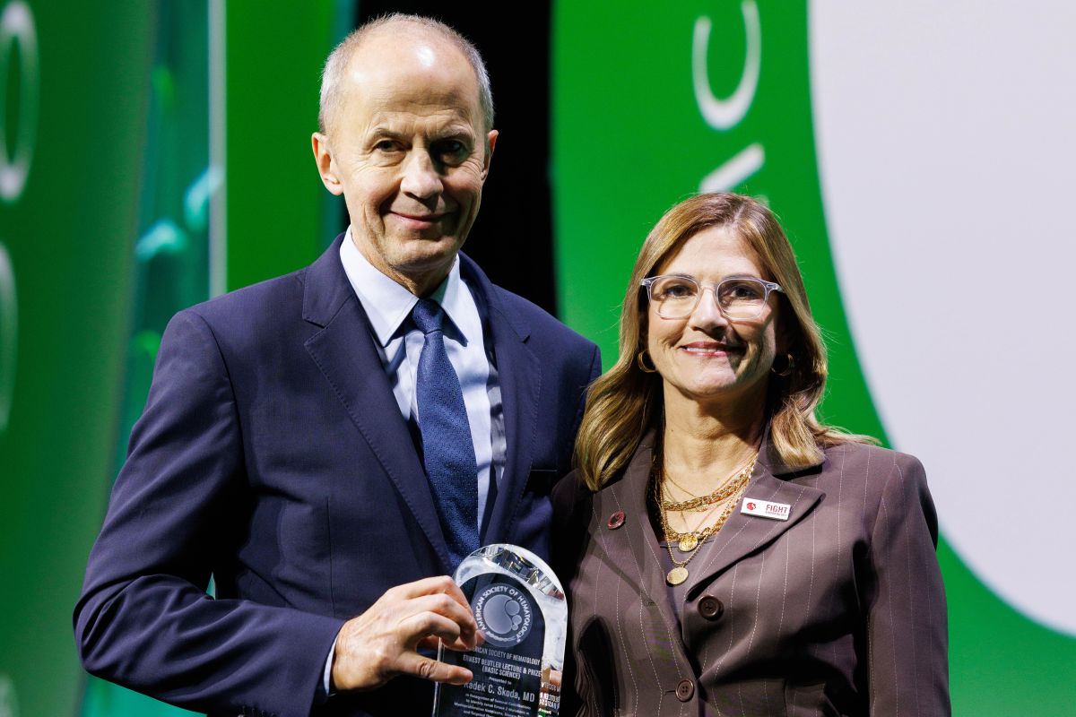 Dr. Radek Skoda Receives an Ernest Beutler Lecture and Prize