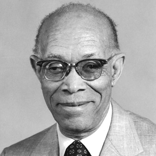 Dr. Roland Scott